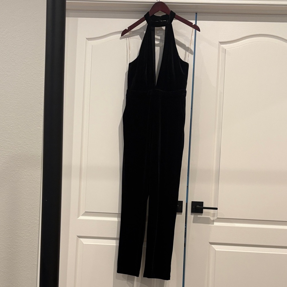 DO+BE Chic Black Velvet Jumpsuit